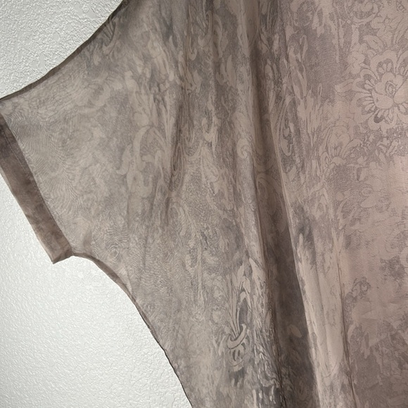 Soft Surroundings Gray Sheer Floral Flowy Top Size XS - Picture 3 of 7
